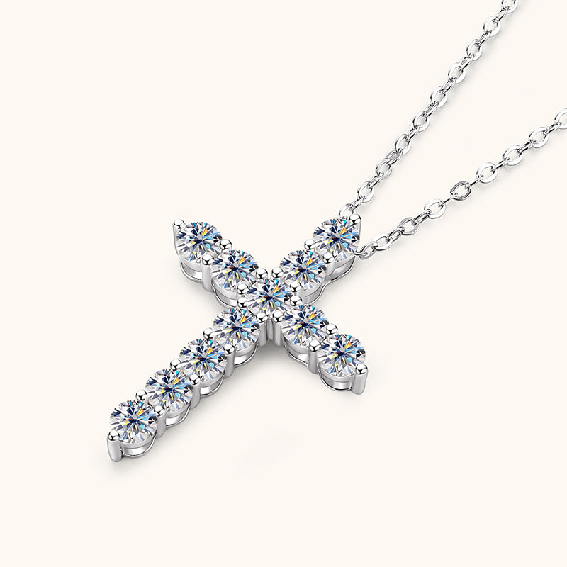 Lumici® Exclusive | Sacred Cross Moissanite Ketting - 2.20 Carat Totaal